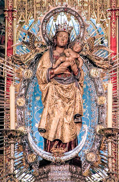 [Imagen de la Virgen de la Almudena ]